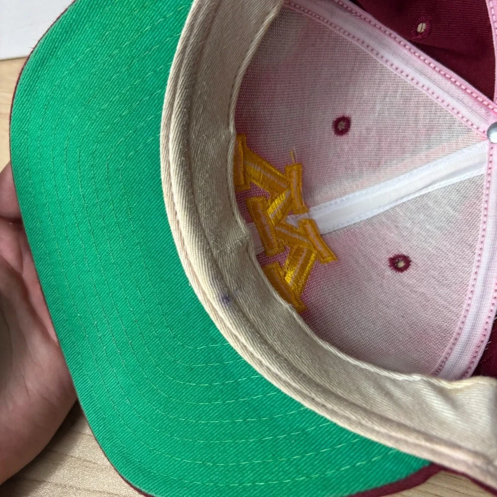 Vintage Minnesota Golden Gophers Hat Cap Snap Back Maroon Gold New Era 90s